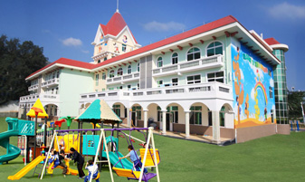 外國語學(xué)校高檔的學(xué)校所